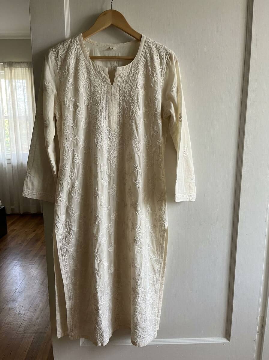 Ivory chikankari cotton kurta, size medium · Excellent