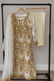Golden Elegance – White Chiffon & Embroidered Kameez Set
